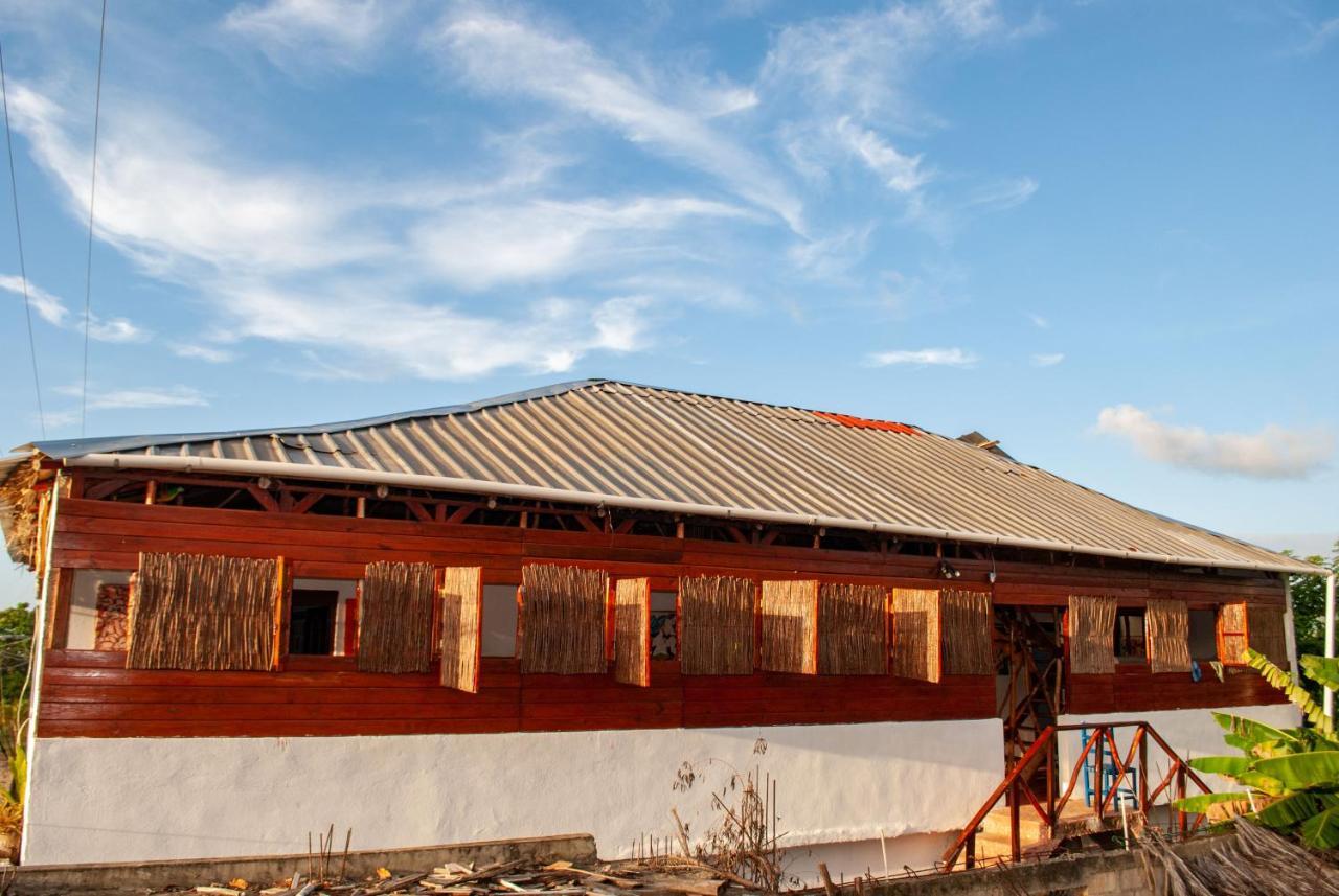 Hostel La Ballena Backpacker Las Galeras Ngoại thất bức ảnh